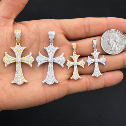 Moissanite Pavé Gothic Flared Cross Pendant S
