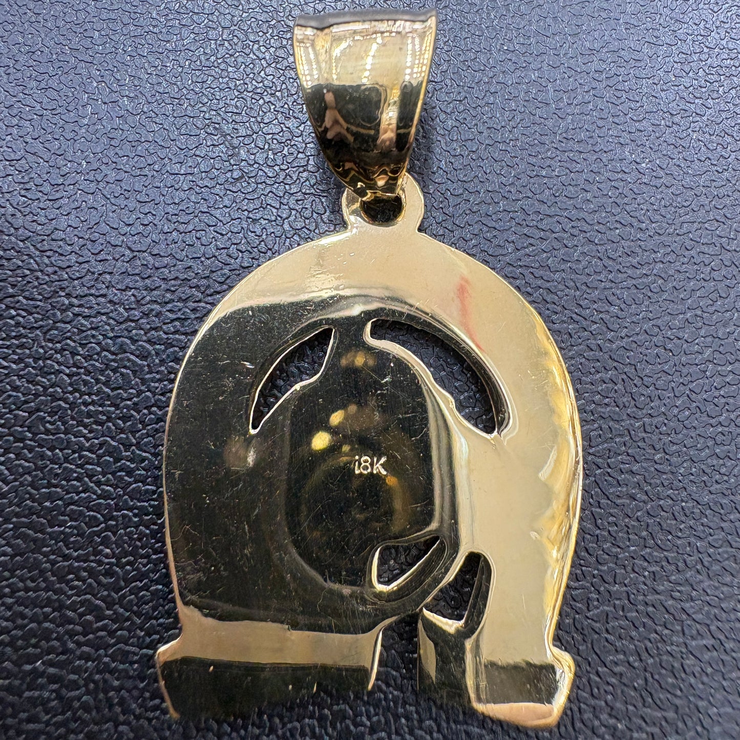 Horse Shoe Pendant
