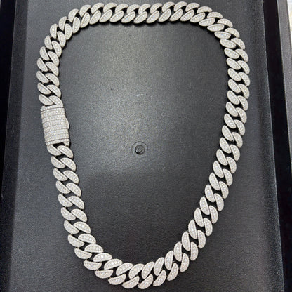 14mm Moissanite Cuban Link Chain 22"