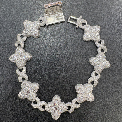 18mm Moissanite Clover Bracelet 8.3”
