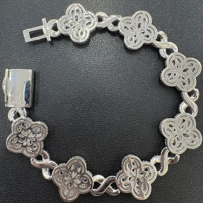 18mm Moissanite Clover Bracelet 8.3”
