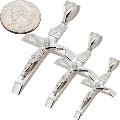 Crucifix Cross Pendant M