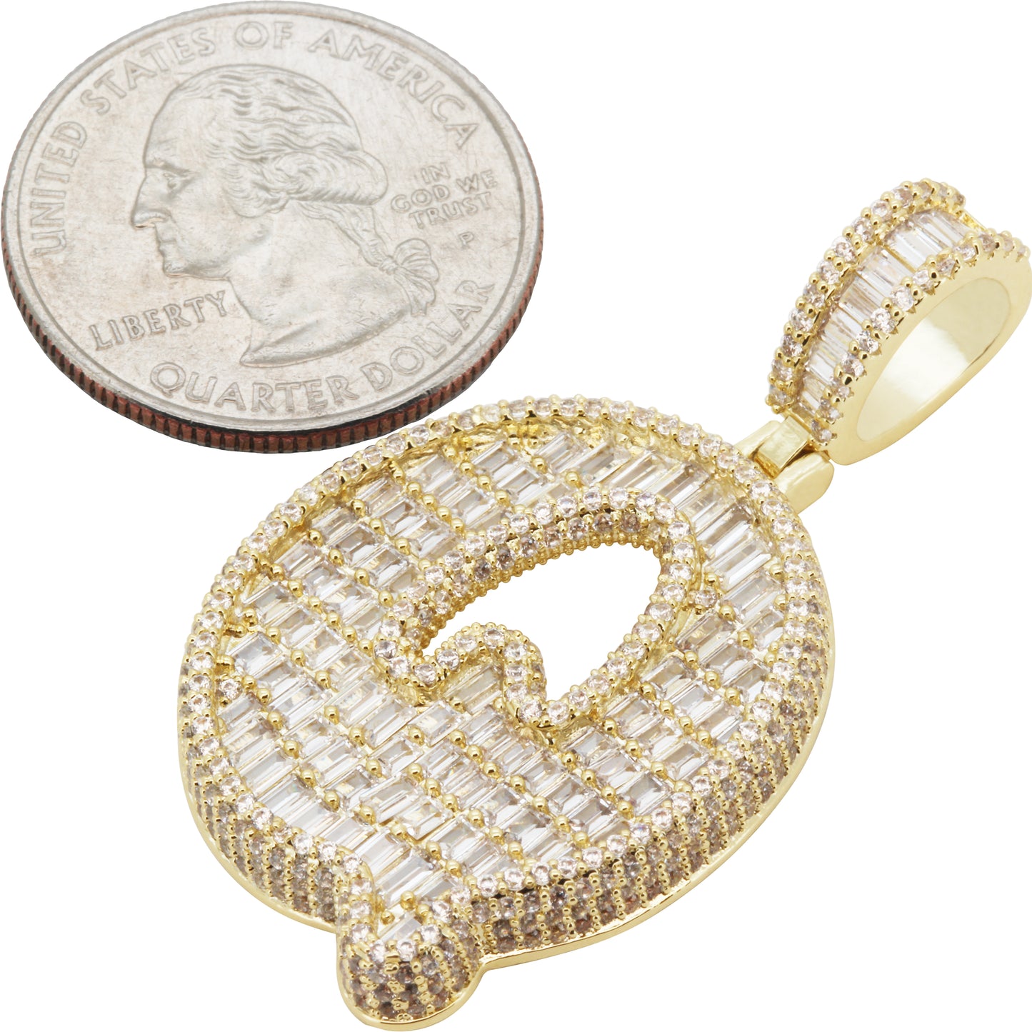 Bubble Letter Q Pendant