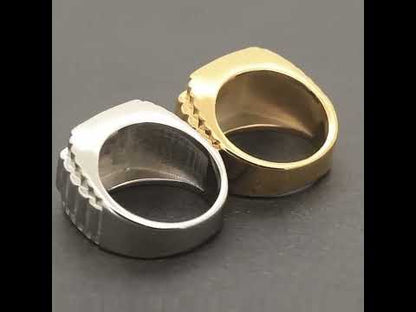 Pavé Cluster Signet Ring Size 9